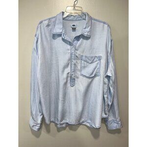 Old Navy Women's Light Blue Lyocell Button-Up Shirt Size XL‎ With Pocket